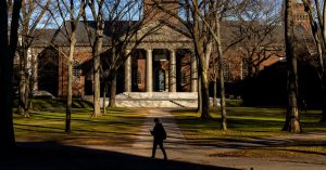 Harvard ve CalTech Kabul İçin Test Puanı İsteyecek