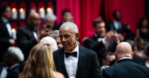 Obama, Biden'ın Kenya Devlet Yemeğinde Müttefikler Arasında Sürpriz Konuk