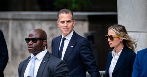 Hunter Biden'ın Kızı Silah Davasında Biden Adına İfade Verdi