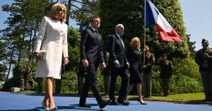 Macron, Her Zaman Kolay Olmayan Bir Bağın Onuruna Biden'ı Paris'te Ağırladı