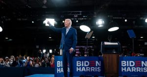 Önemli Demokrat Bağışçılar Kendilerine Şu Soruyu Soruyor: Biden Hakkında Ne Yapmalı?